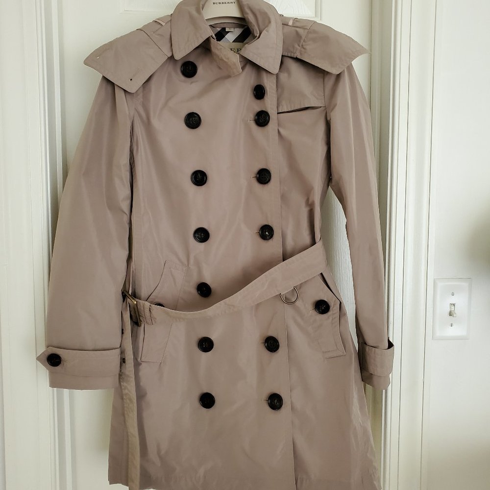BURBERRY Kensington Trench Coat *NWOT (US 2, UK 4)